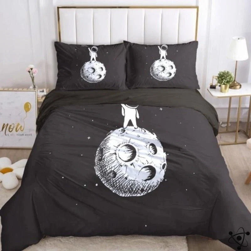 Astronaut on Moon Duvet Cover
