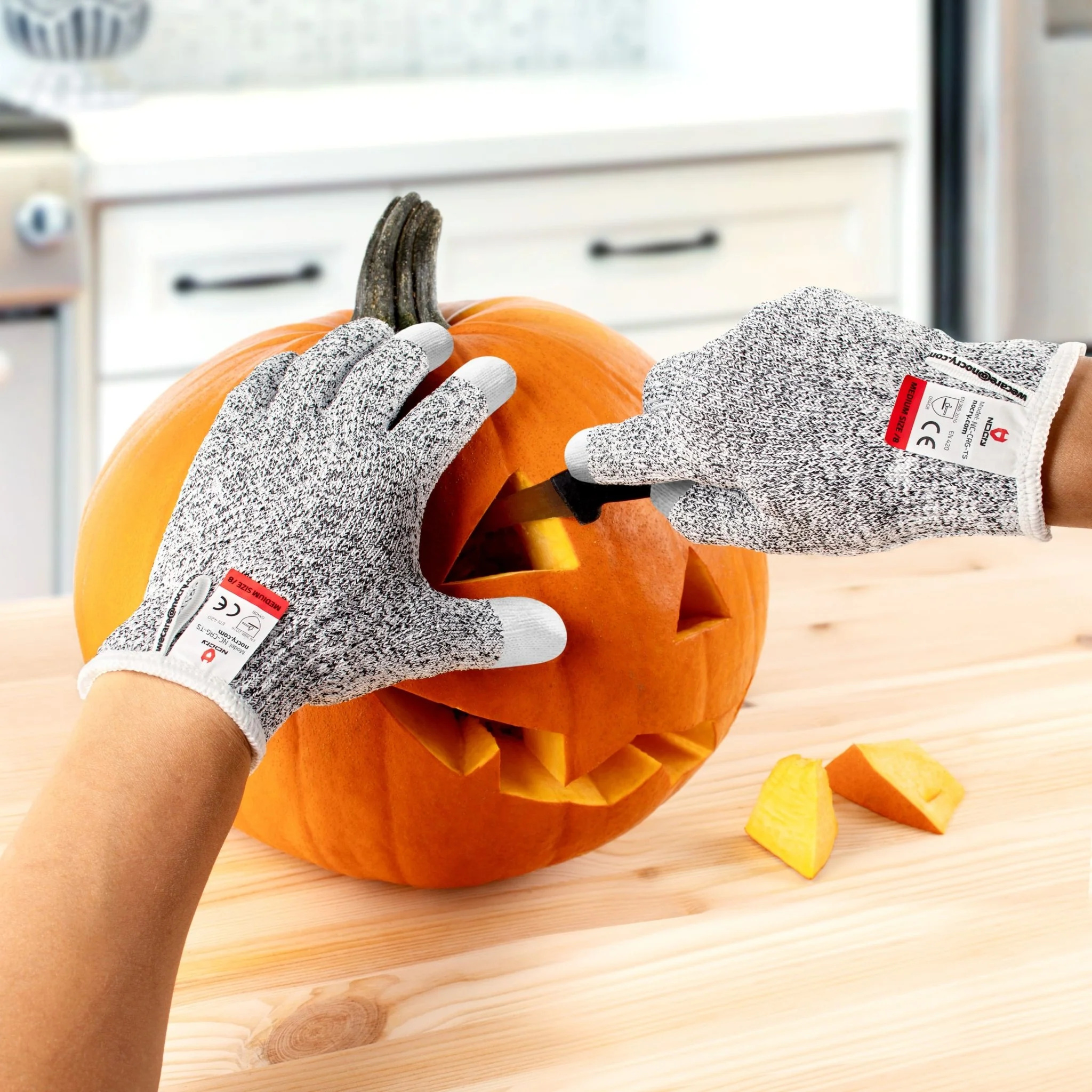 CutGuard+ Touchscreen Cut Resistant Gloves