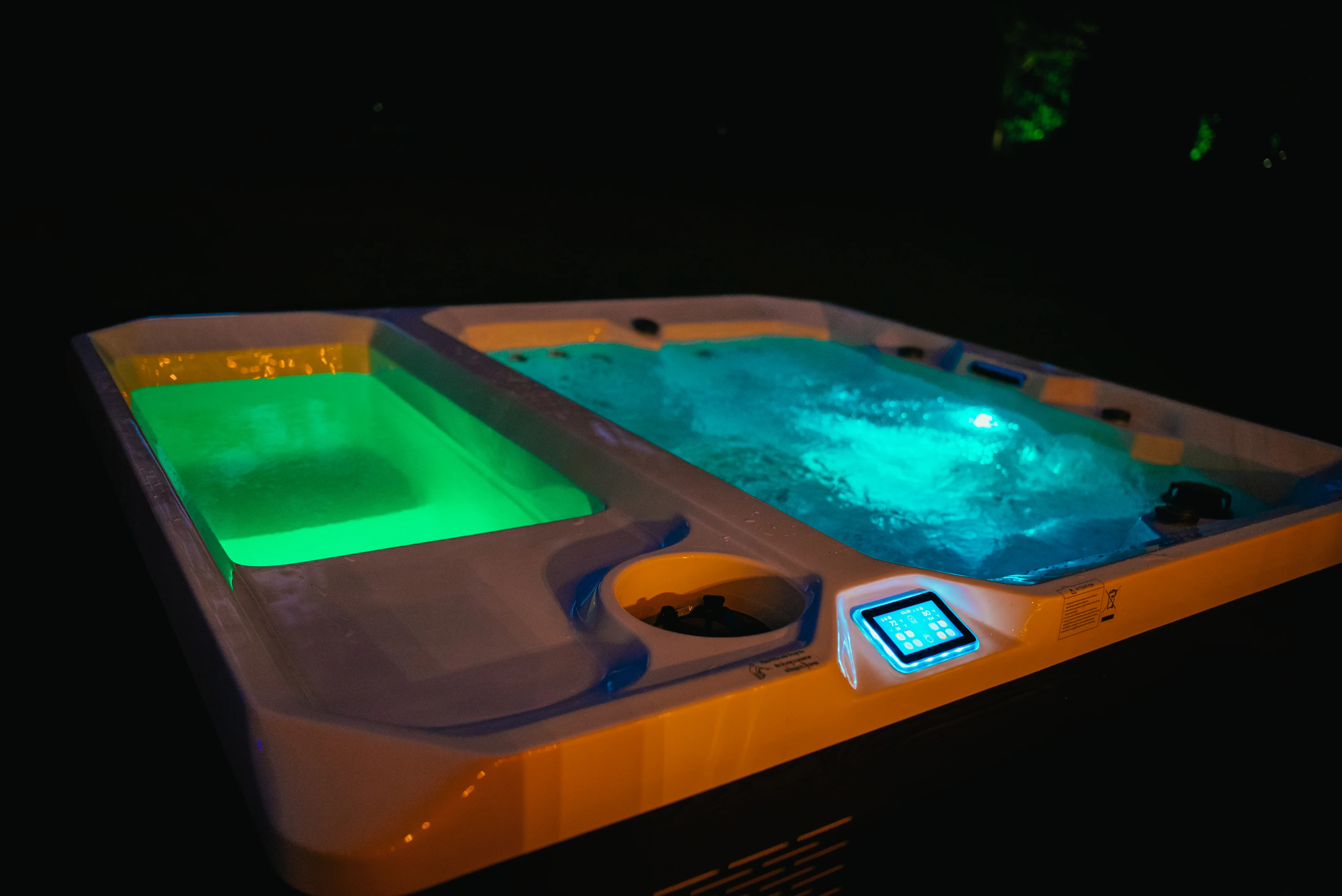 LIFETREND Sierra 3 Person Hot Tub & Cold Plunge Combo
