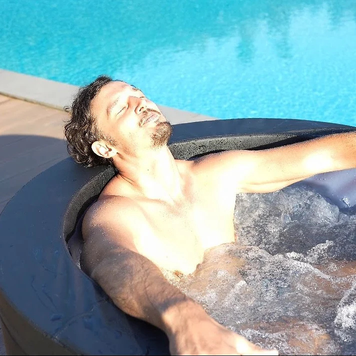 EZLIFE Oval 2-Person Foam Hot Tub
