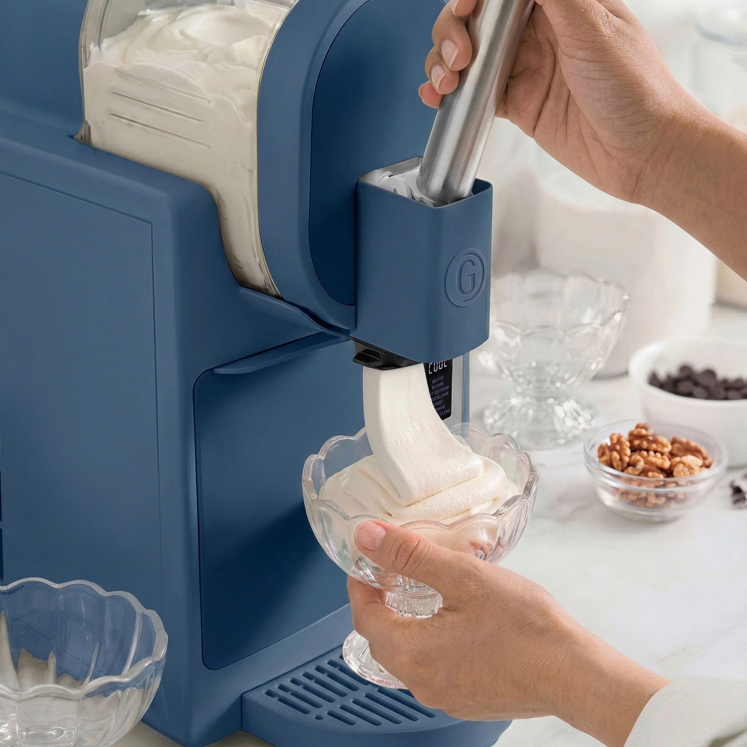 Frost Pro 16-in-1 Ice Cream. Gelato & Frozen Drink Maker | Berry
