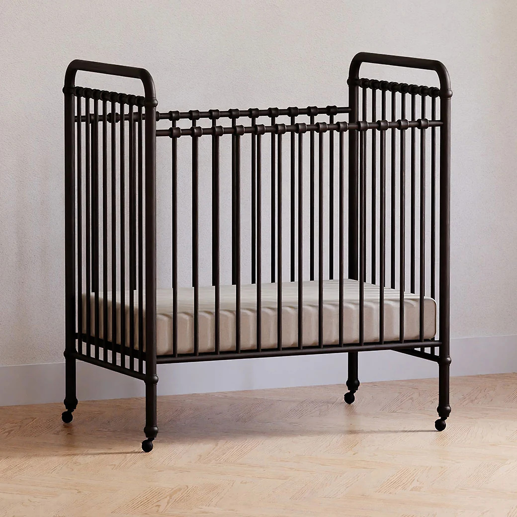 Abigail 3-in-1 Convertible Mini Crib