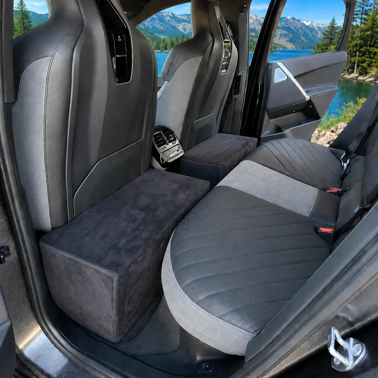 Companion Backseat Extender™ for Dogs