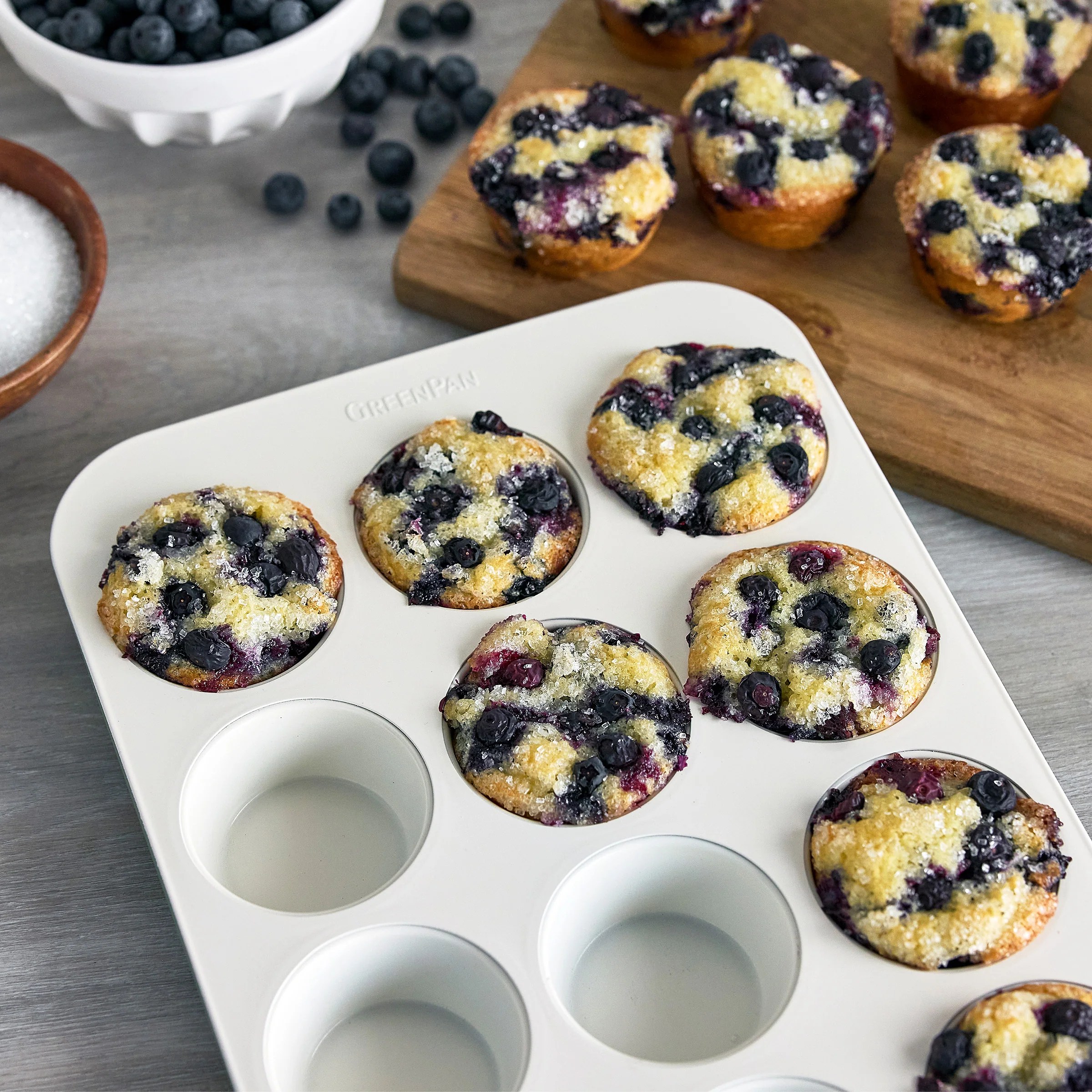 Reserve Bakeware 8-Piece Set | Cream