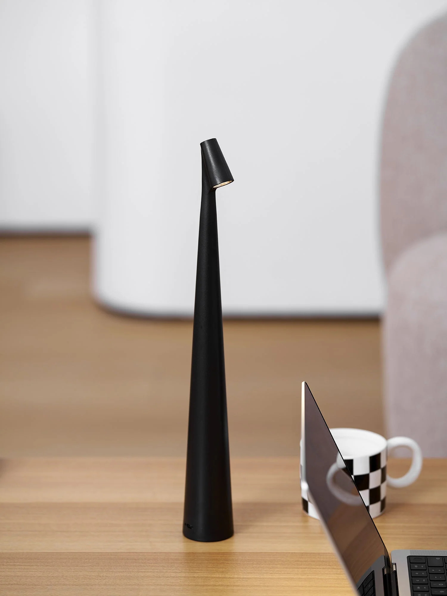 Africa Slim Cordless LED Rechargeable Table Lamp – Built-in Battery Portable Desk Light 1-Light
