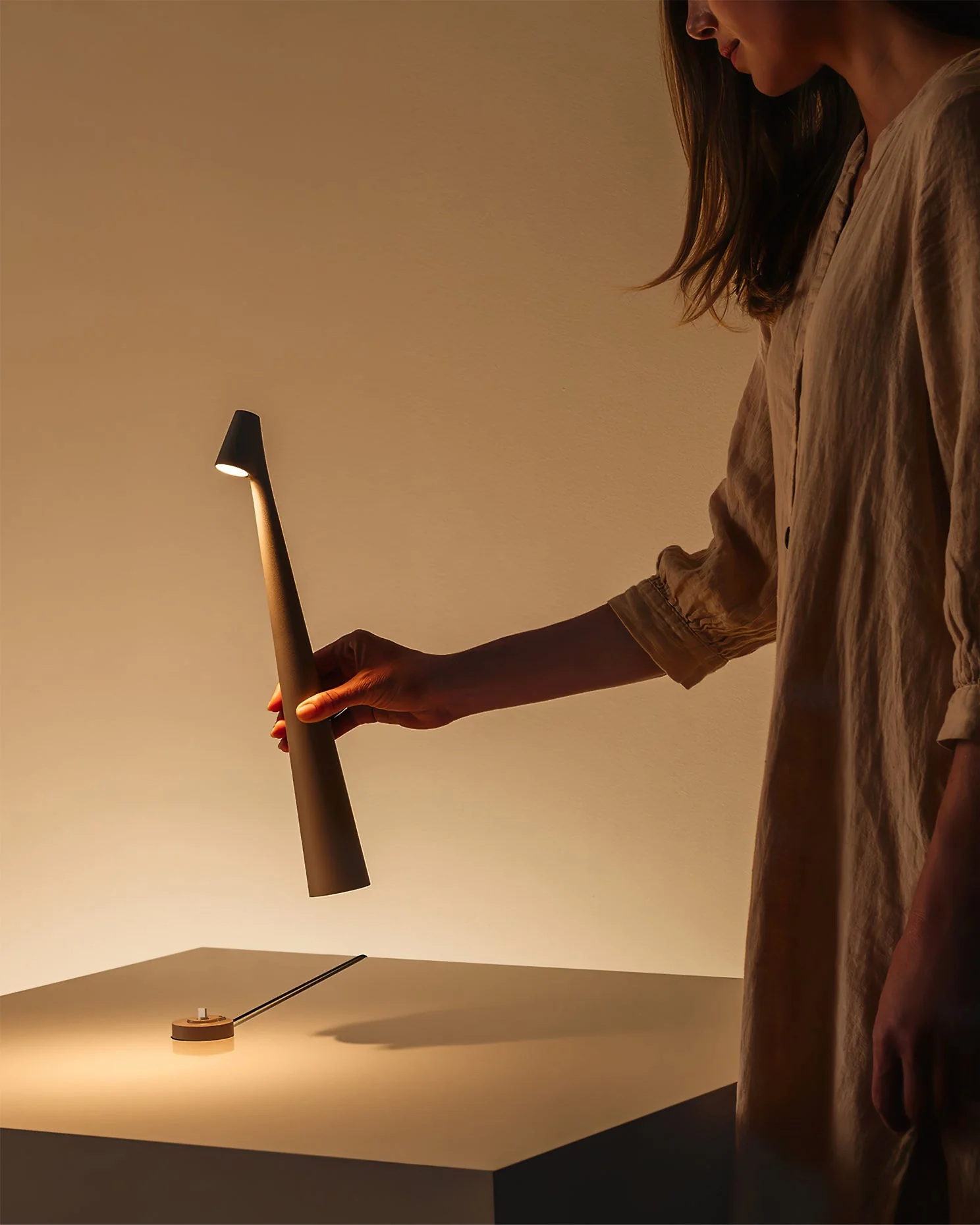 Africa Slim Cordless LED Rechargeable Table Lamp – Built-in Battery Portable Desk Light 1-Light